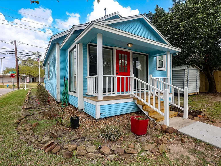 602 Higgins St — Photo 34