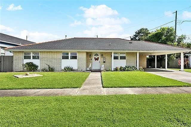 309 Fawn Dr