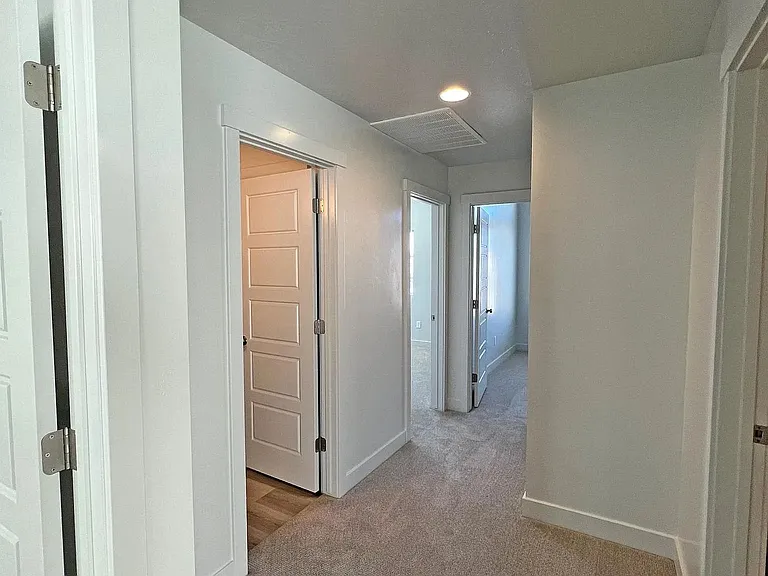 4104 E Phobos Ln — Photo 31