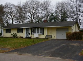 15 Bradford St, Holbrook, MA 02343