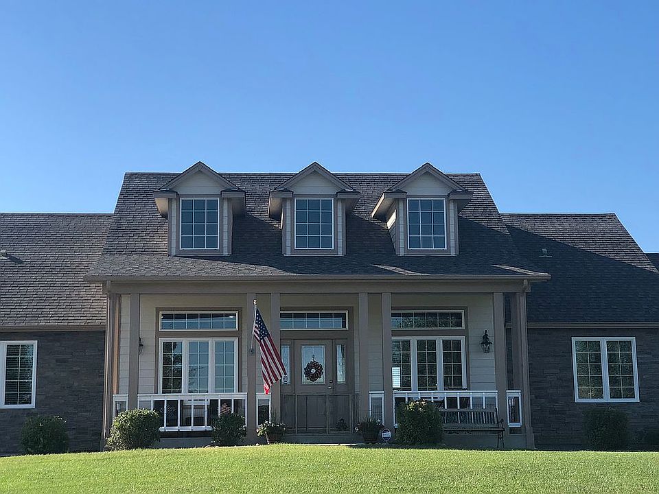 Front of 4771 Malibu Drive