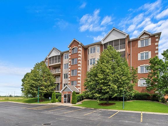 4th image of 7728 Greenway Blvd Unit 2NE
