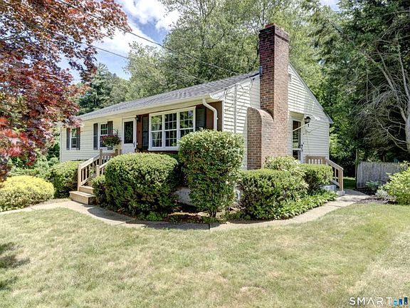 3rd image of 37 Cody Avenue