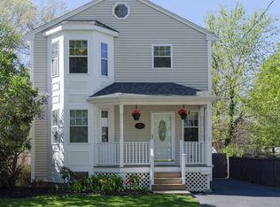 23 Baker Pl, West Roxbury, MA 02132