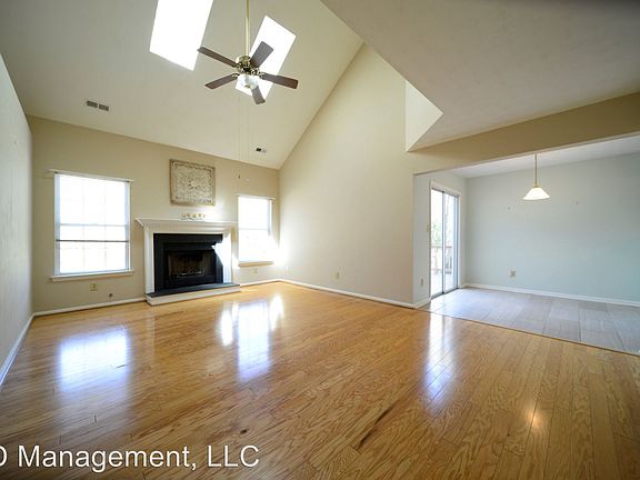 2nd image of 300 Lynns Way #A