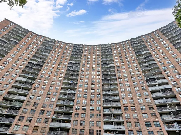 90-50 Union Tpke Unit 10D, Ridgewood, NY 11385