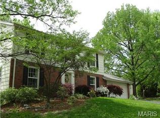 45 White Plains Dr, Chesterfield, MO 63017