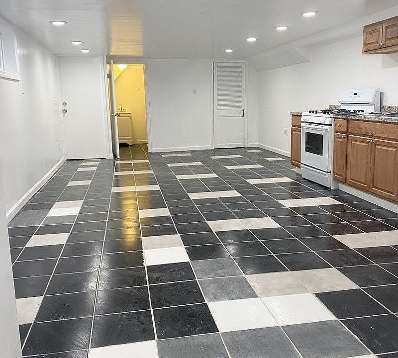 2nd image of 1882 Troy Ave Floor 1