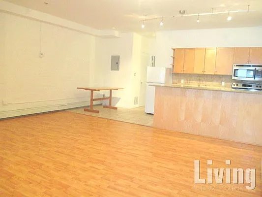 Rented by Living New York | media 26