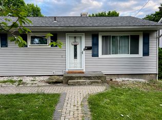 15 Blake St, Newburgh, NY 12550