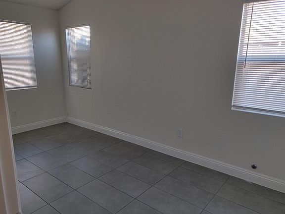 2nd image of 480 W 18th St APT 3