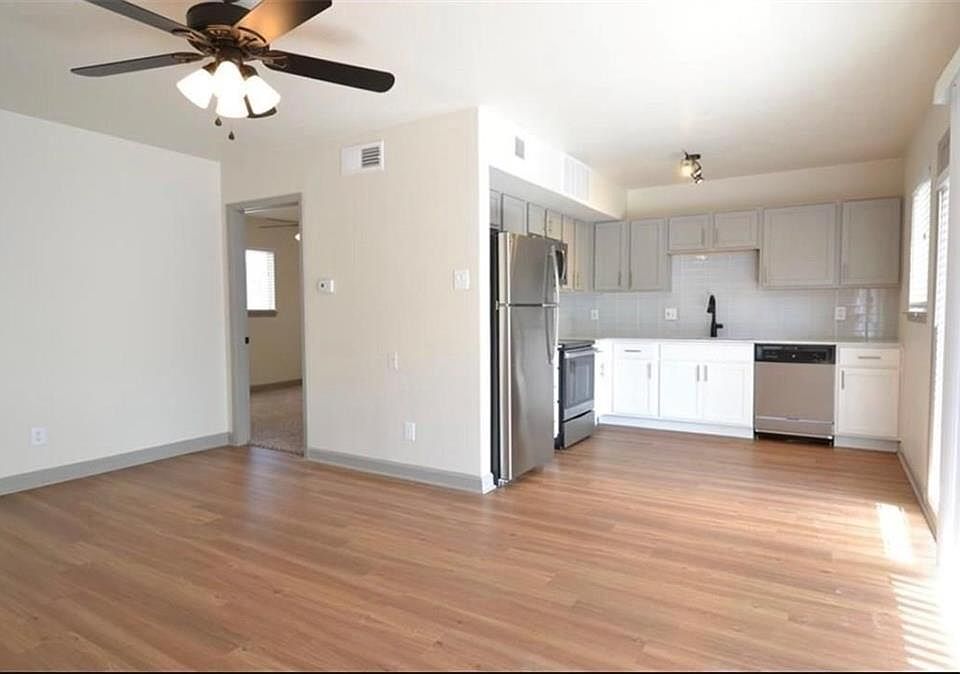 1st image of 4712 Abbott Ave APT 204