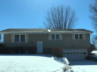 3607 S Rock Beacon Rd, Jefferson City, MO 65109