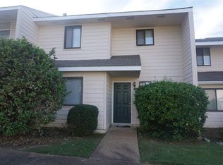 1074 Windrose Dr, Brandon, MS 39047