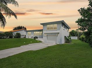 5260 Lake Osborne Dr, Lake Worth, FL 33461