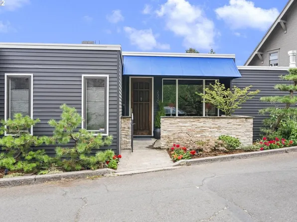 2330 SW Cactus Dr, Portland, OR 97205