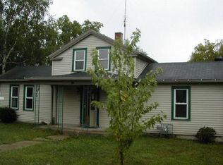 20 1st St, Darien, WI 53114
