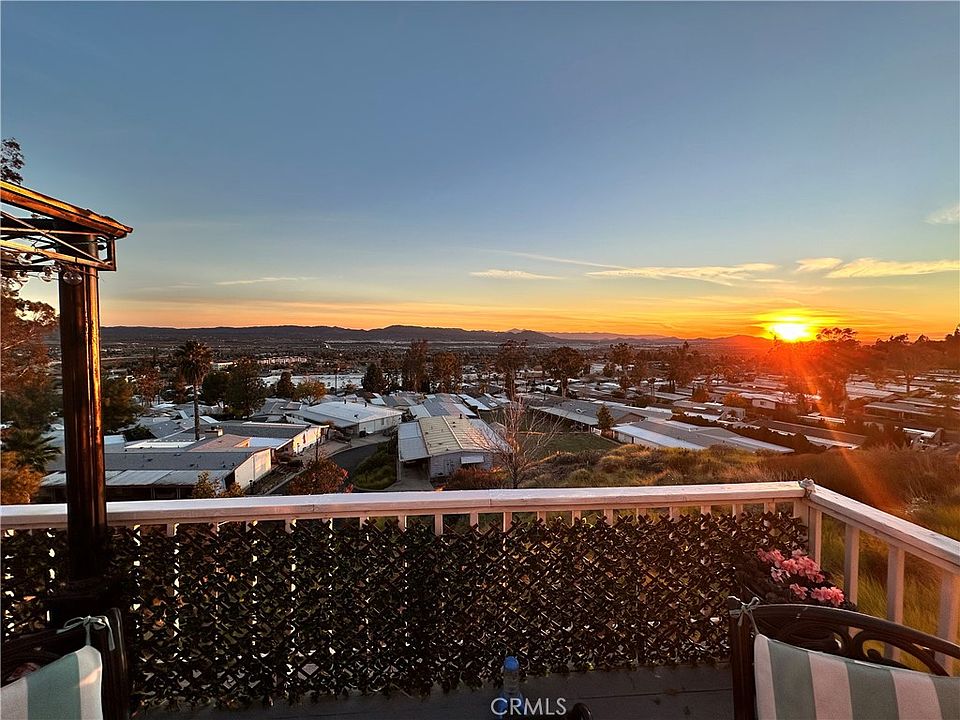 4040 Piedmont Dr Highland CA Zillow