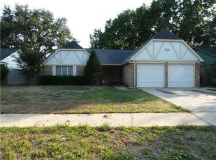 11611 Fairpoint Dr, Houston, TX 77099