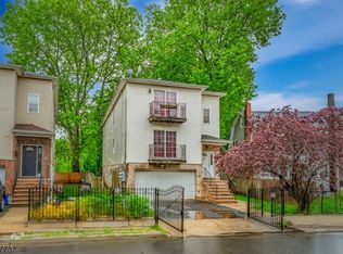 40-42 Hinsdale Pl, Newark, NJ 07104