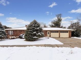 1410 4th Ave, Belle Plaine, IA 52208