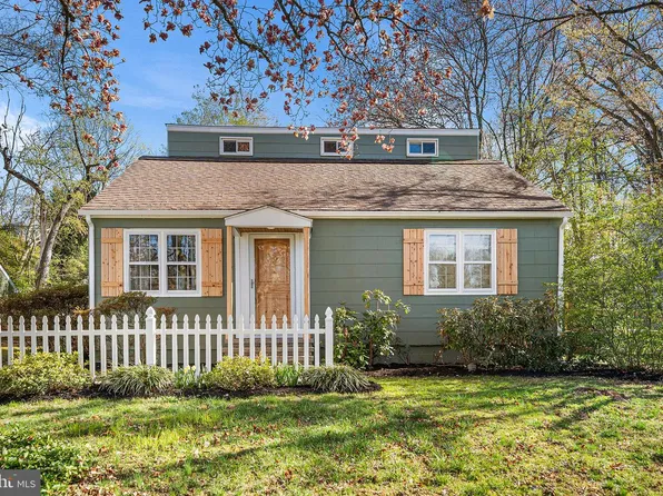 1240 E Strasburg Rd, West Chester, PA 19380