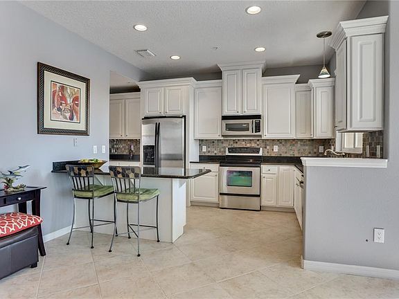 4th image of 4325 Spinnaker Cove Ln