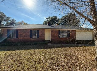 6931 Falcon Dr, Pensacola, FL 32526