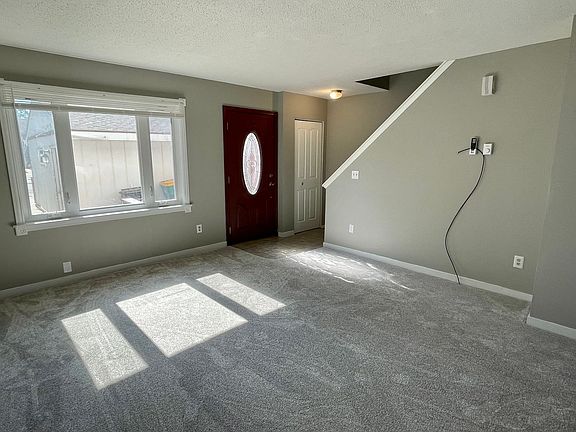 4th image of 444 22nd St E