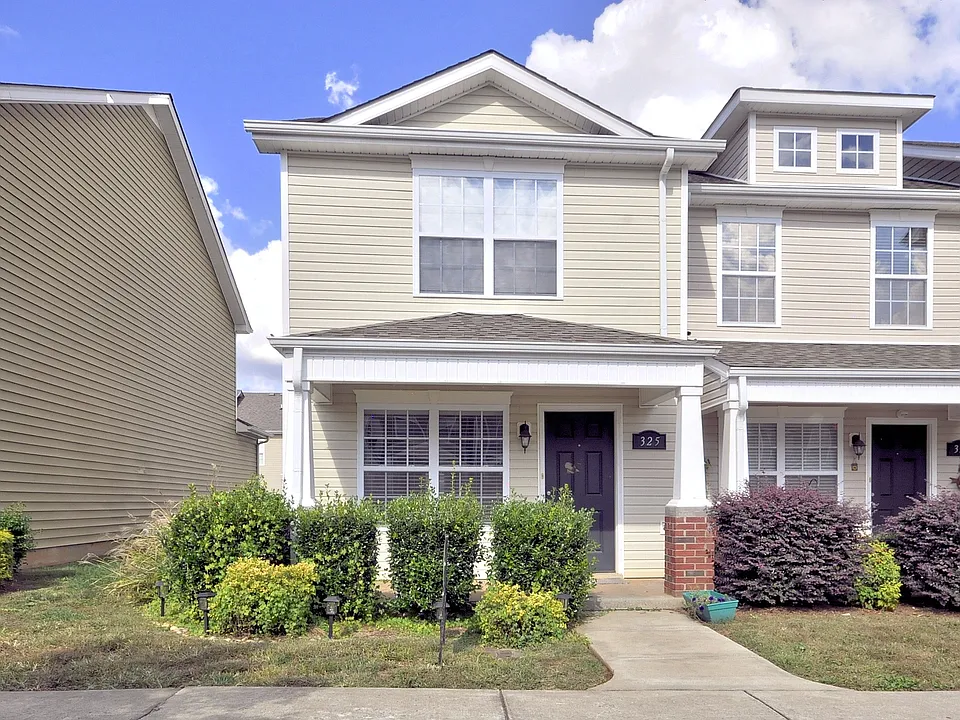 325 Sam Houston Cir