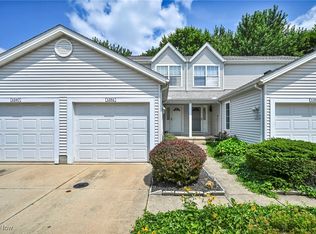 1351 Meadow Run, Akron, OH 44321