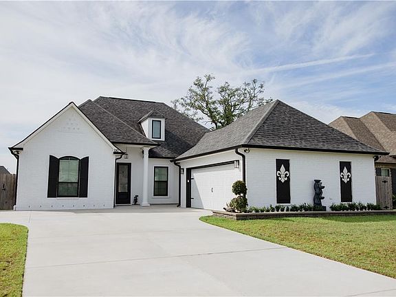 2nd image of 130 Cypresswood Dr