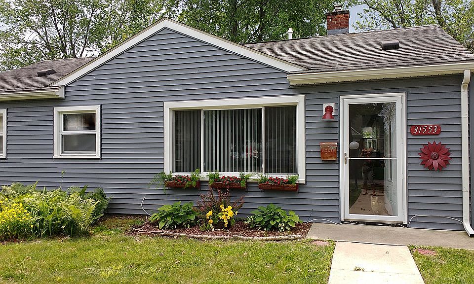 1st image of 31553 Brown St