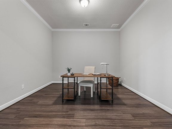 5th image of 2112 Nogalas Ln