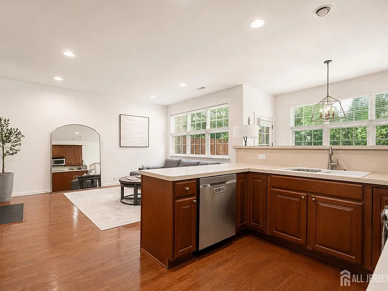 12 Scarlet Oak Dr — Photo 9
