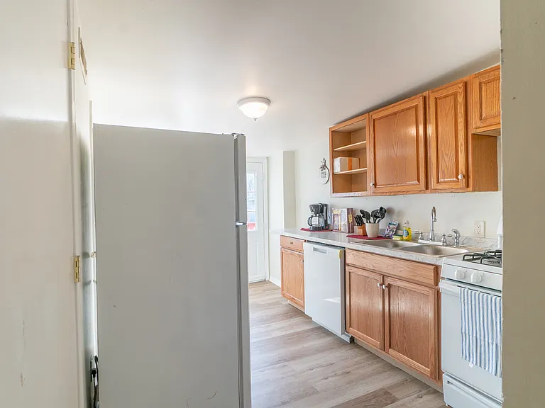 34-36 Bennett St #34A — Photo 10