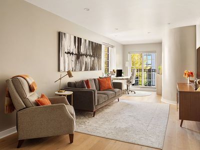 31-22 29th St #4A, Astoria, NY, 11106