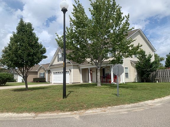 2nd image of 335 Vallie Ln