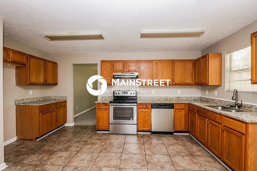 851 Sinclair Way — Photo 4