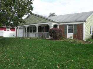 9 Galaxy Ln, Willingboro, NJ 08046