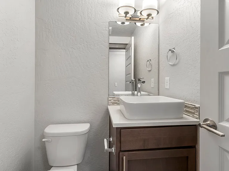 2BR, 2.5BA -744 SF