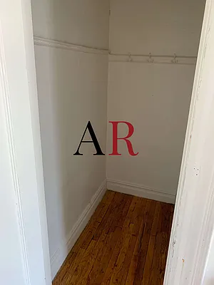 Rented by Lev Mavashev, LREB | media 41