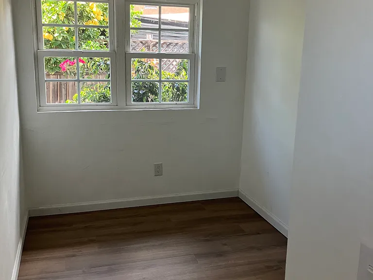 4765 Auburn Dr — Photo 6