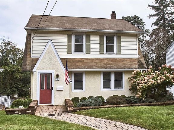 2nd image of 34 Jackson Ave