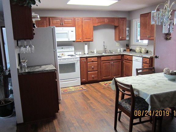 5th image of 1579 Stouder Dr
