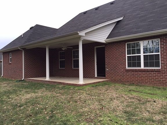 2nd image of 2704 Cliffside Dr