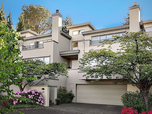 3rd image of 5051 50th Ave NE APT 30