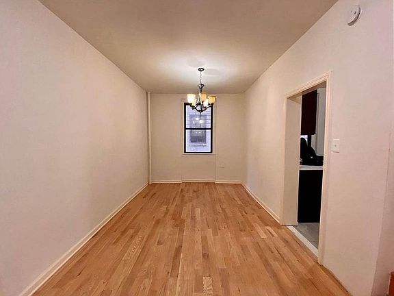 4th image of 21-47 33rd St #1T