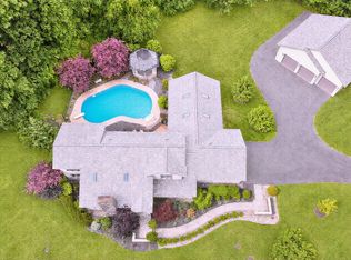 1 Rainbow Way, Malta, NY 12020