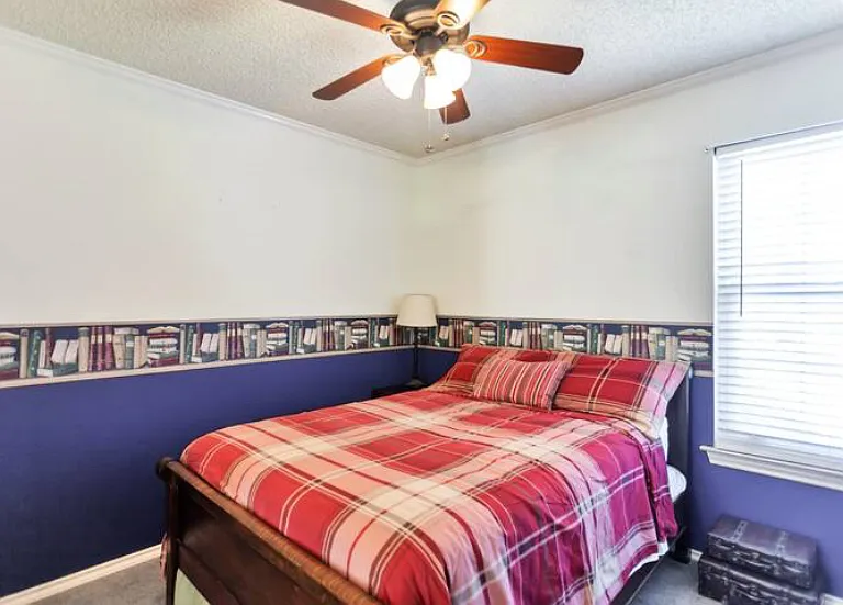 9106 Cumberland Dr — Photo 1